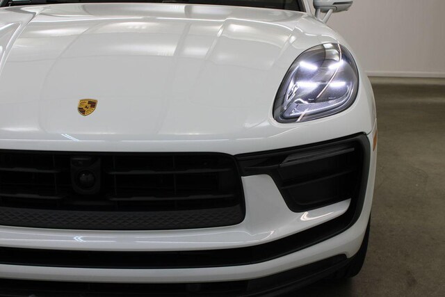 2024 Porsche Macan Base - Photo 11