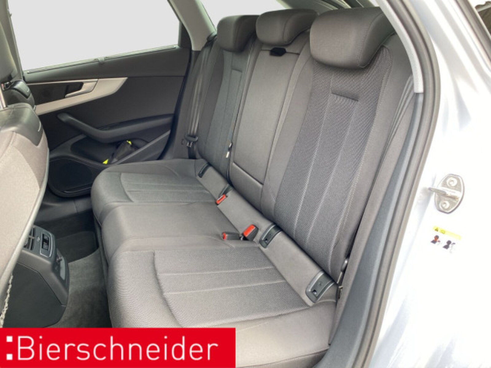 Audi A4 Avant – Bild 10
