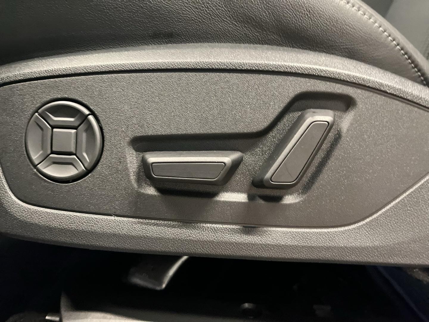 Bild über Audi Q4 e-tron 40 e-tron - für weitere Informationen kontaktieren Sie den Audi Partner