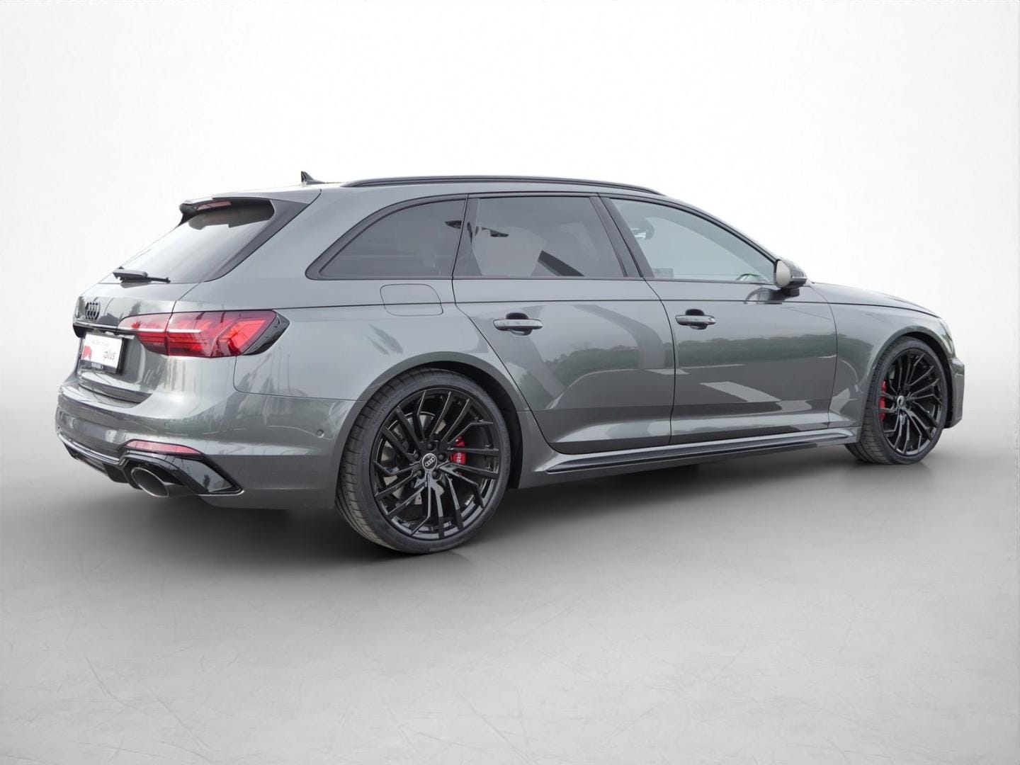 Bild über Audi RS 4 Avant TFSI quattro tiptronic - für weitere Informationen kontaktieren Sie den Audi Partner