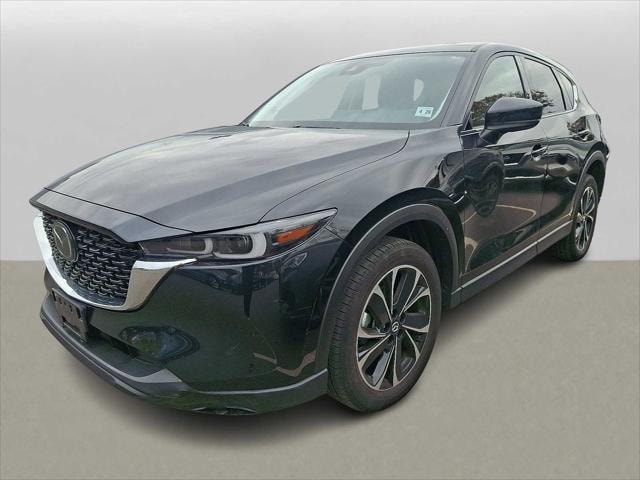 2023 Mazda CX-5 S Premium package