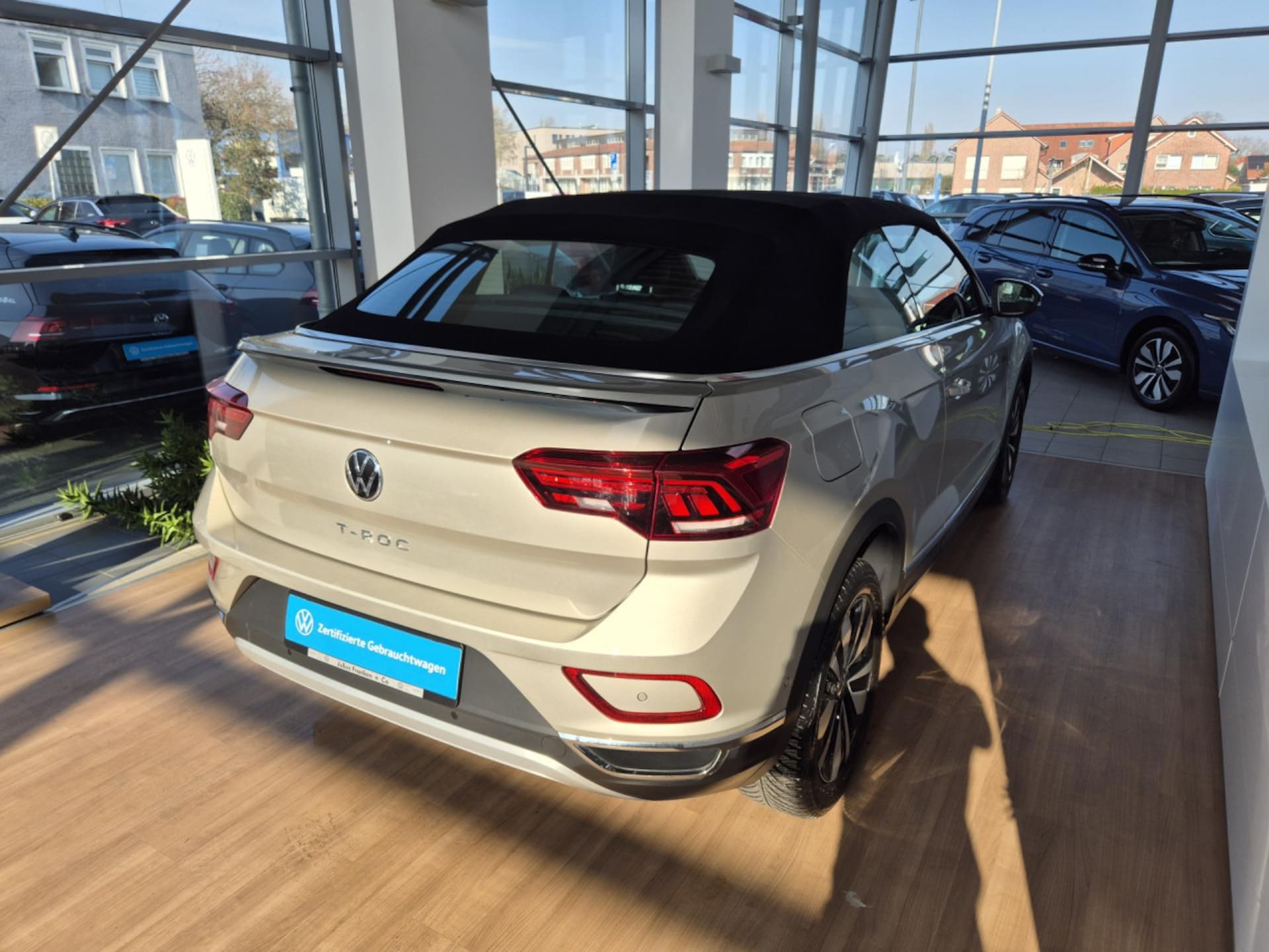 Volkswagen T-Roc Cabriolet Style