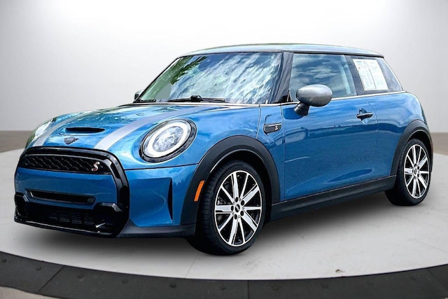2023 MINI