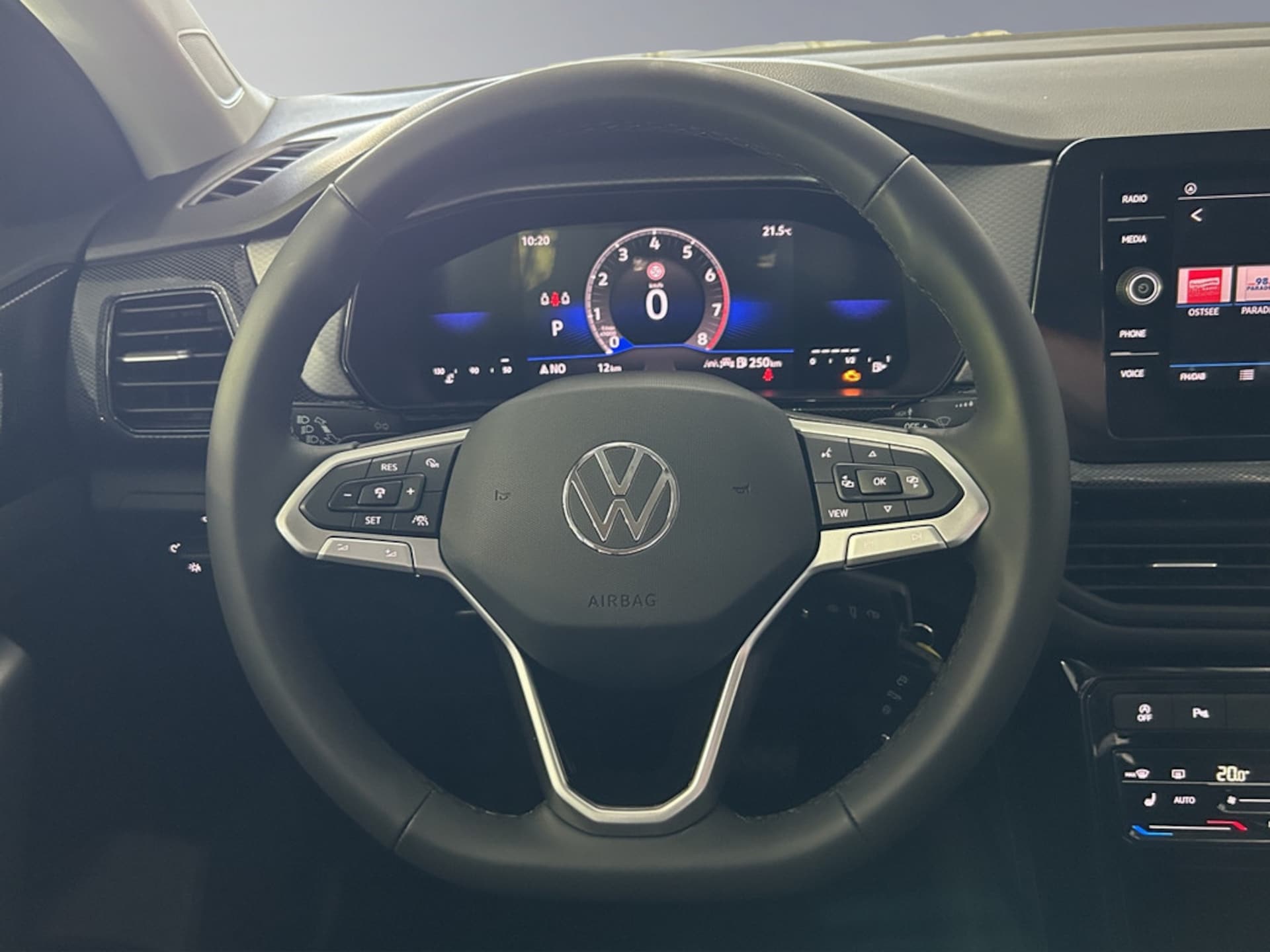 Volkswagen T-Cross Life