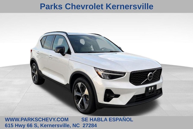 2023 Volvo XC40