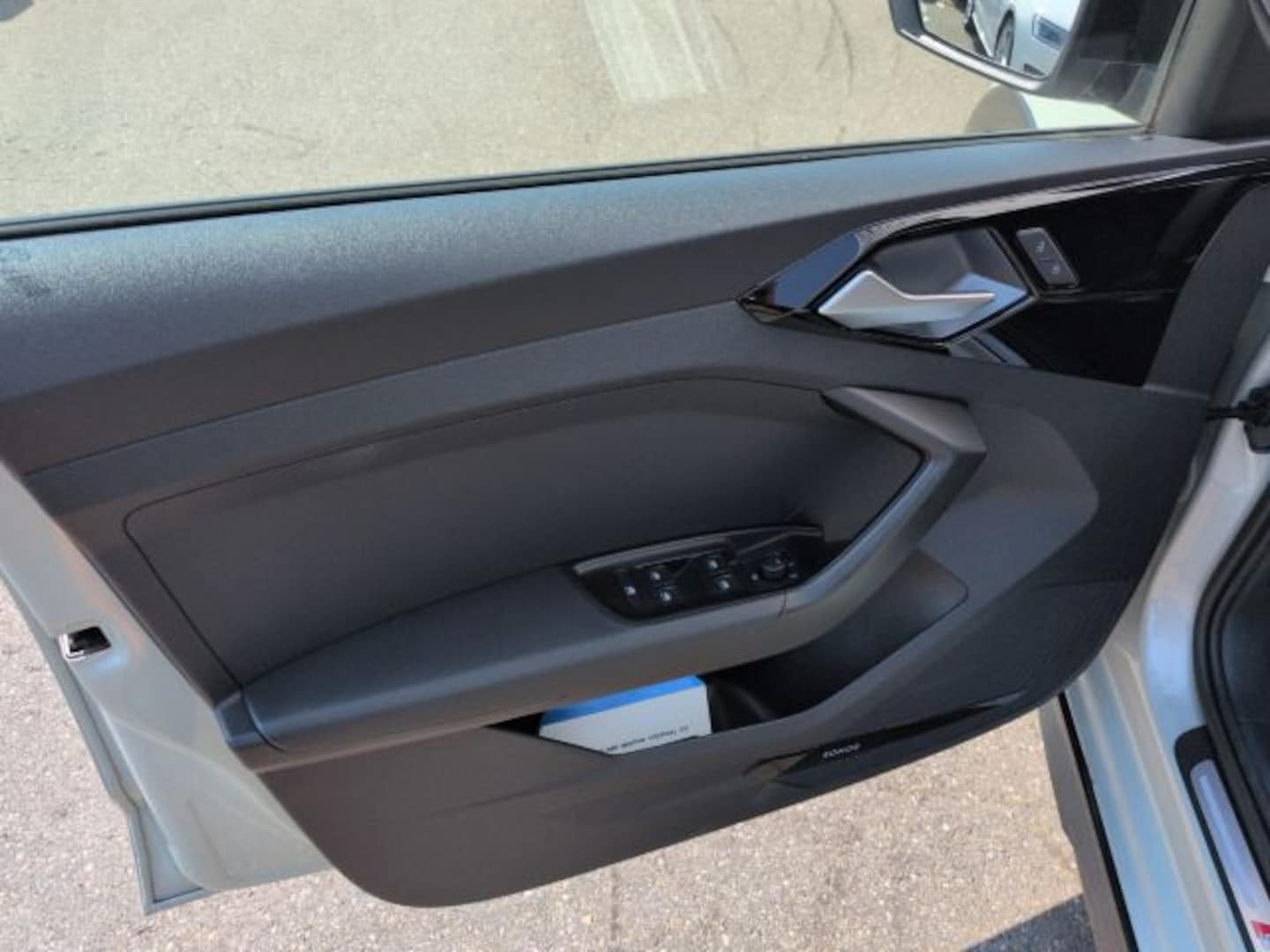 Bild über Audi A1 allstreet 30 TFSI S tronic - für weitere Informationen kontaktieren Sie den Audi Partner