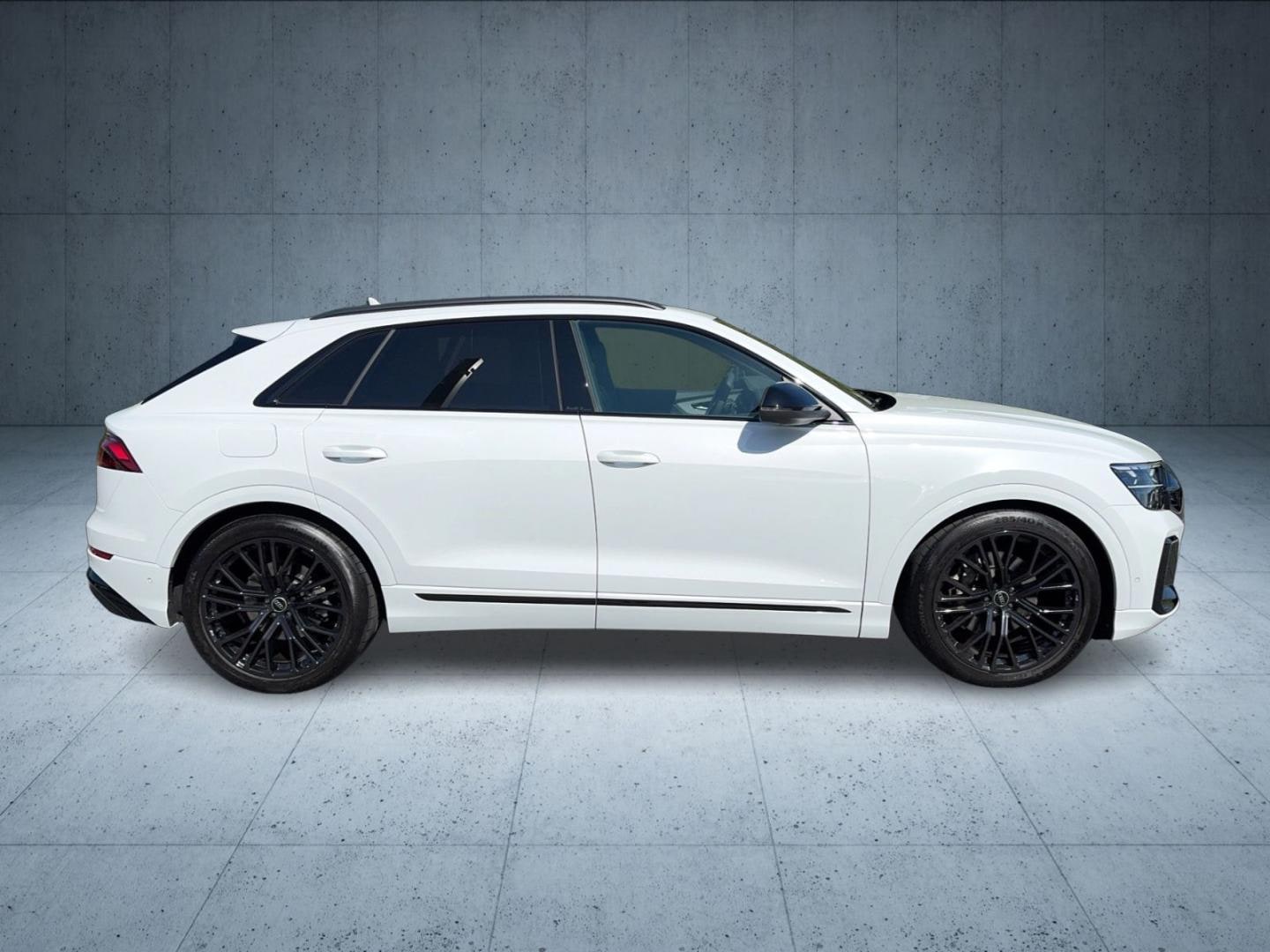 Bild über Audi Q8 SUV 50 TDI quattro tiptronic - für weitere Informationen kontaktieren Sie den Audi Partner