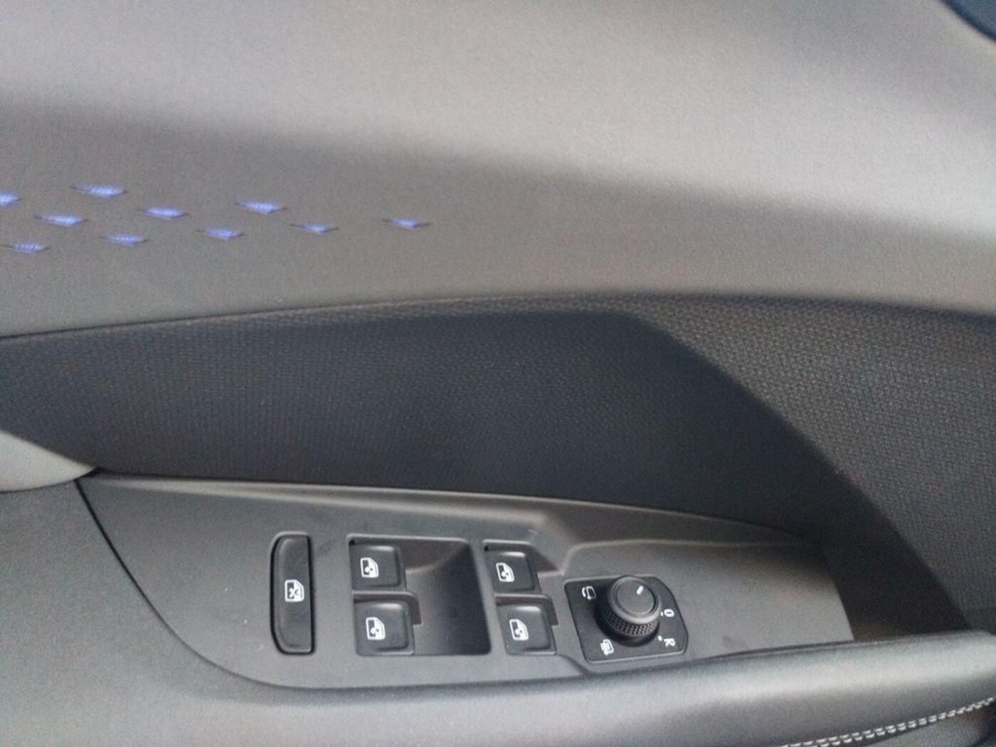 CUPRA Terramar 1.5 TSI e-Hybrid DSG 150 kW (204 CV) — photo 10