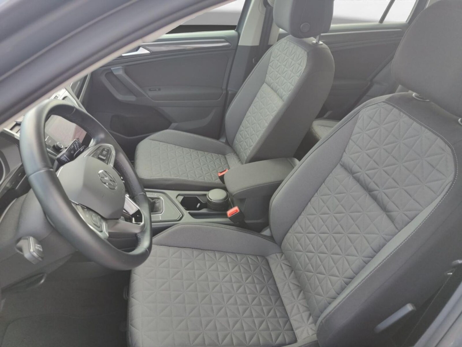 Volkswagen Tiguan – Bild 2