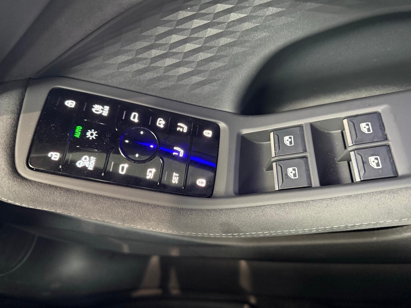 Image about Audi S5 Sedan TFSI quattro 270 kW S tronic