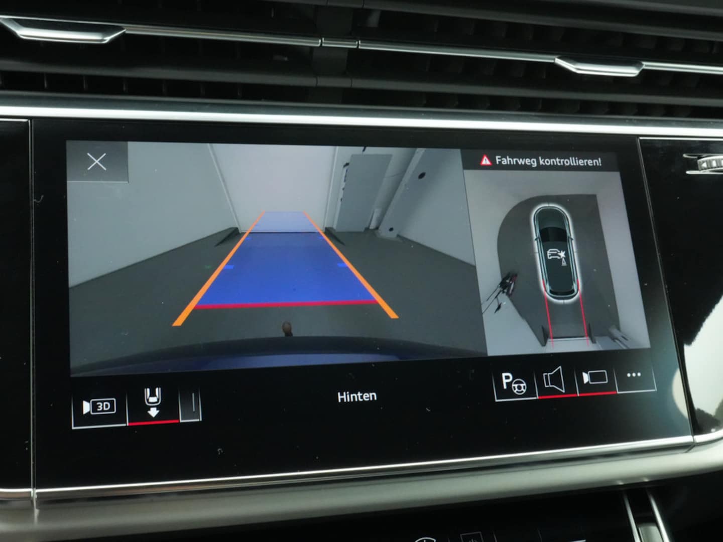 Bild über Audi Q7 competition plus 50 TDI quattro tiptronic - für weitere Informationen kontaktieren Sie den Audi Partner
