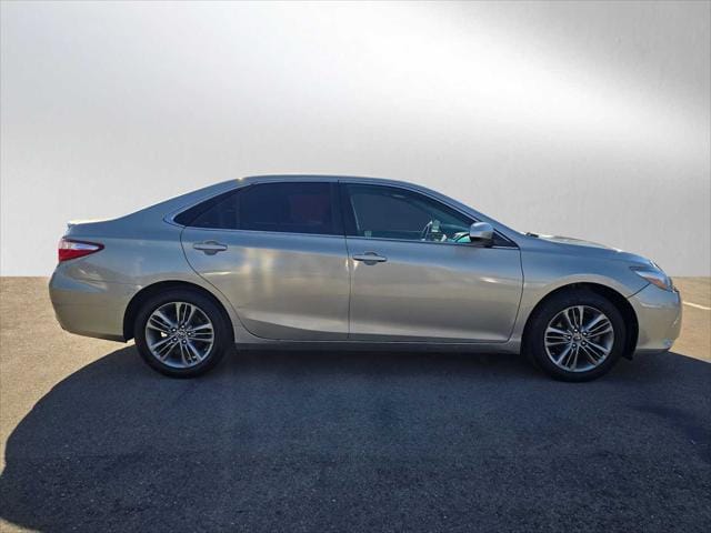 Used 2017 Toyota Camry SE with VIN 4T1BF1FK6HU753893 for sale in Oakland, CA