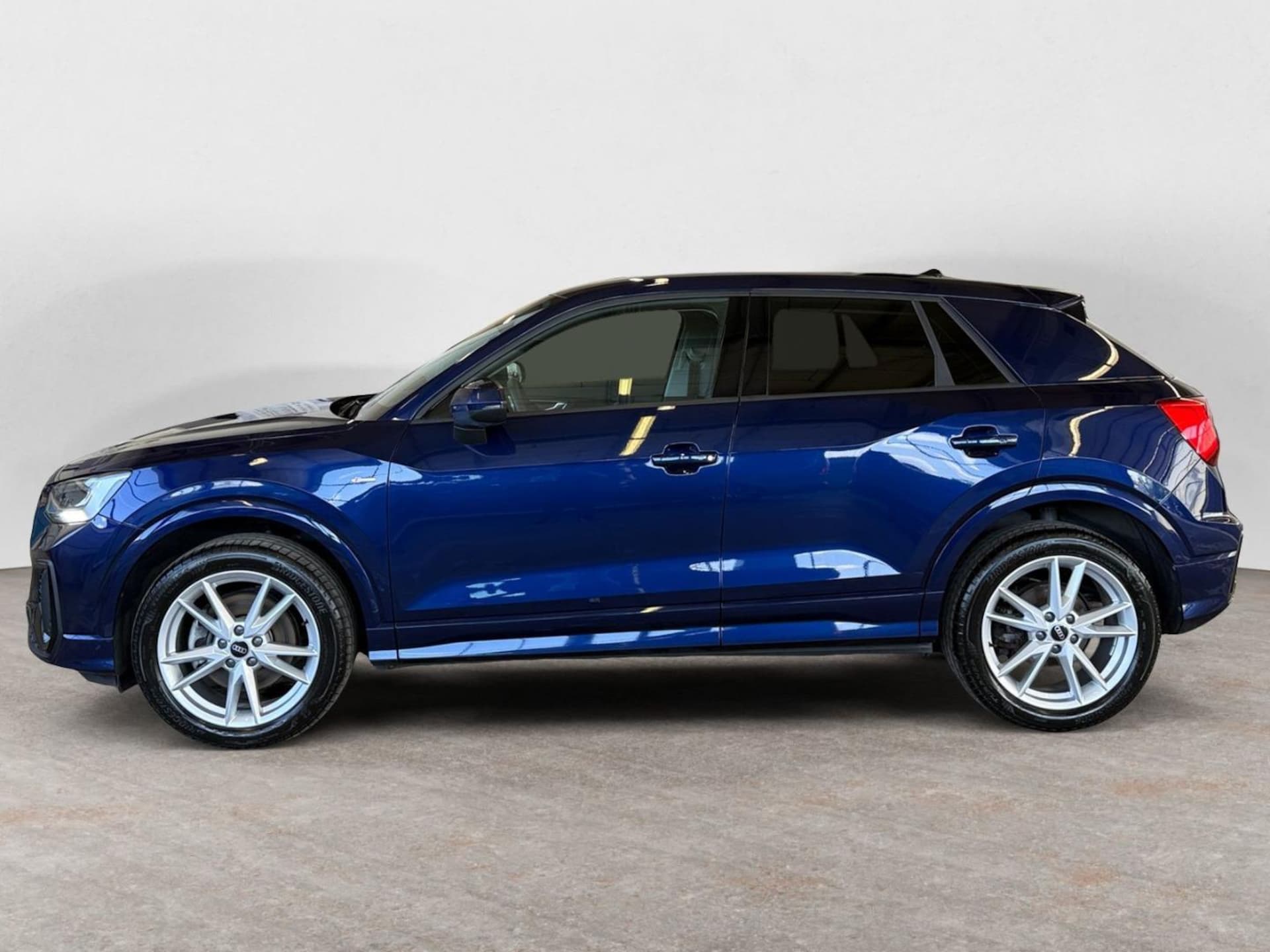 Audi Q2 S line