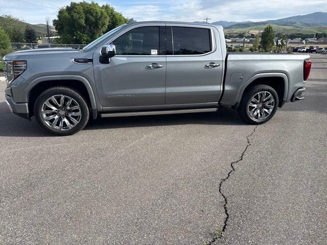 2024 GMC Sierra