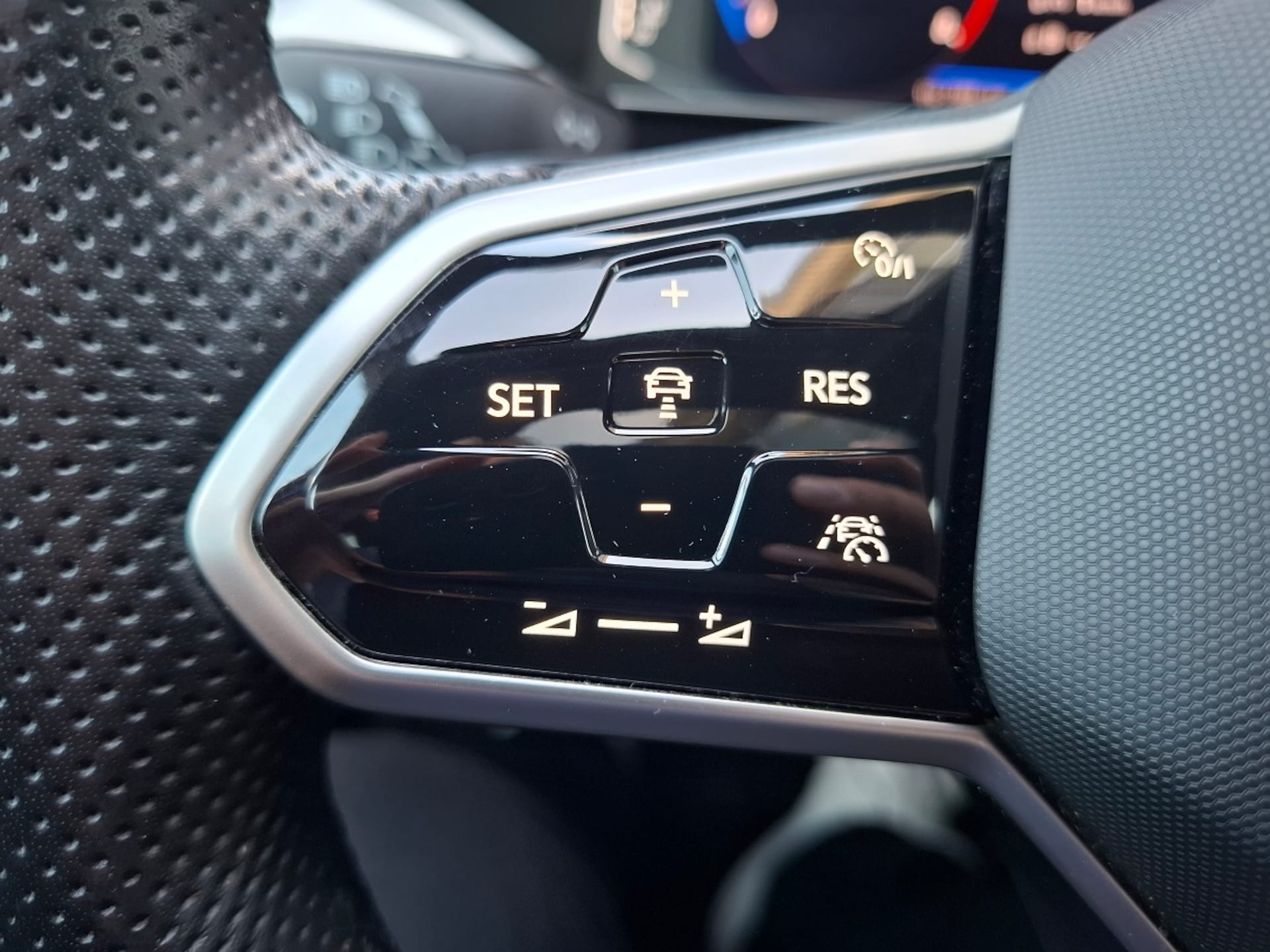 Volkswagen Arteon R-Line