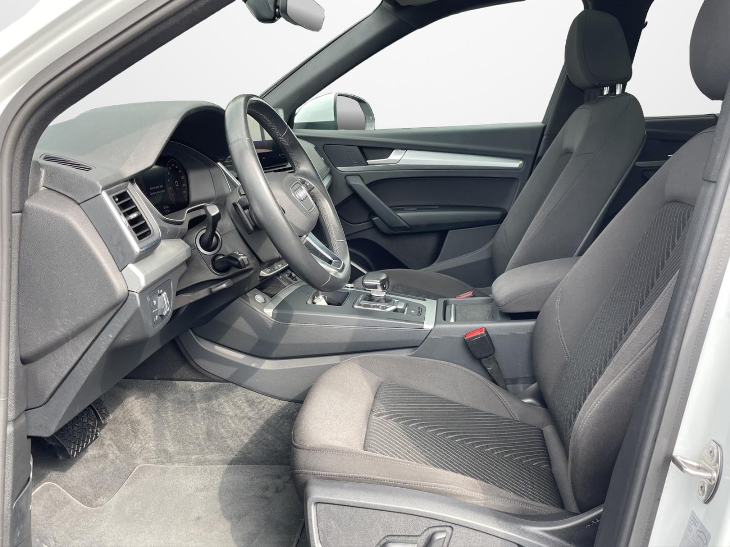 Bild über Audi Q5 Sportback 40 TFSI quattro S tronic - für weitere Informationen kontaktieren Sie den Audi Partner