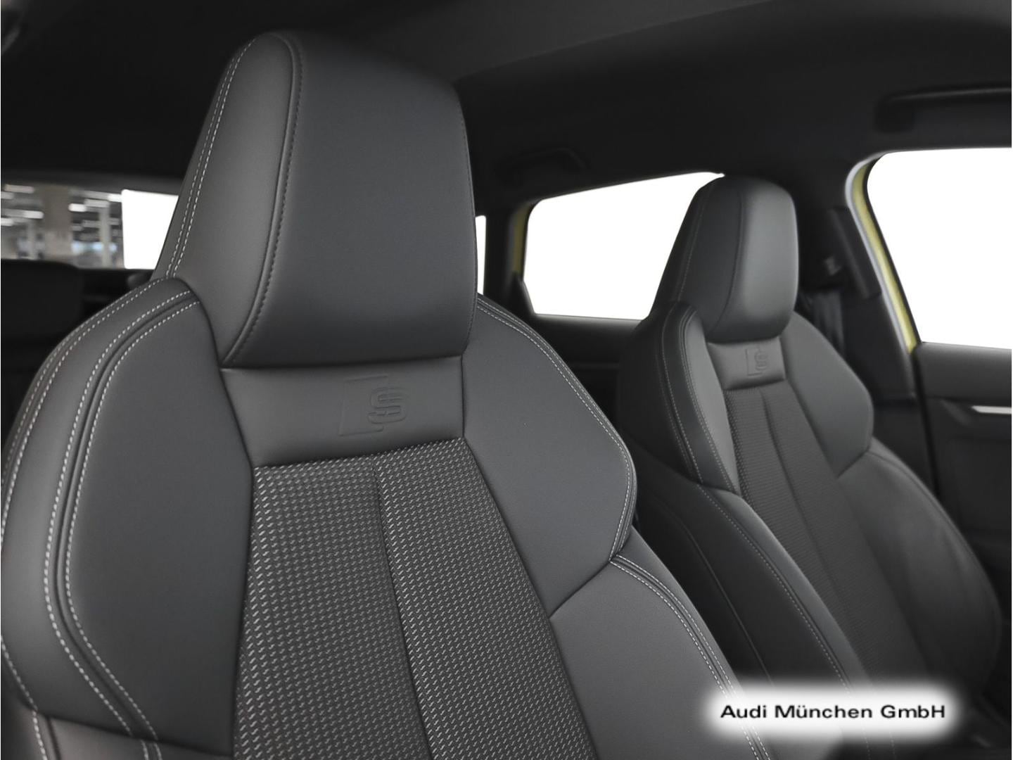 Bild über Audi S3 Sportback TFSI quattro S tronic - für weitere Informationen kontaktieren Sie den Audi Partner