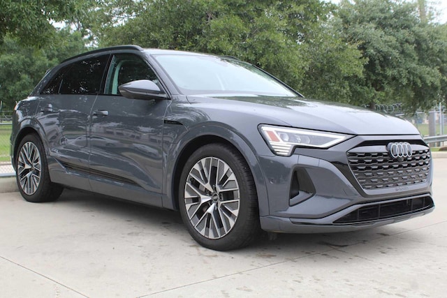 2024 Audi Q8 e-tron