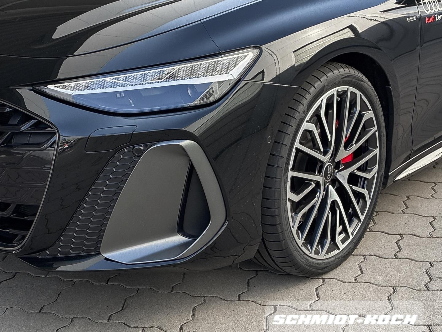 Bild über Audi A6 Limousine e-hybrid e-hybrid quattro 270 kW S tronic - für weitere Informationen kontaktieren Sie den Audi Partner