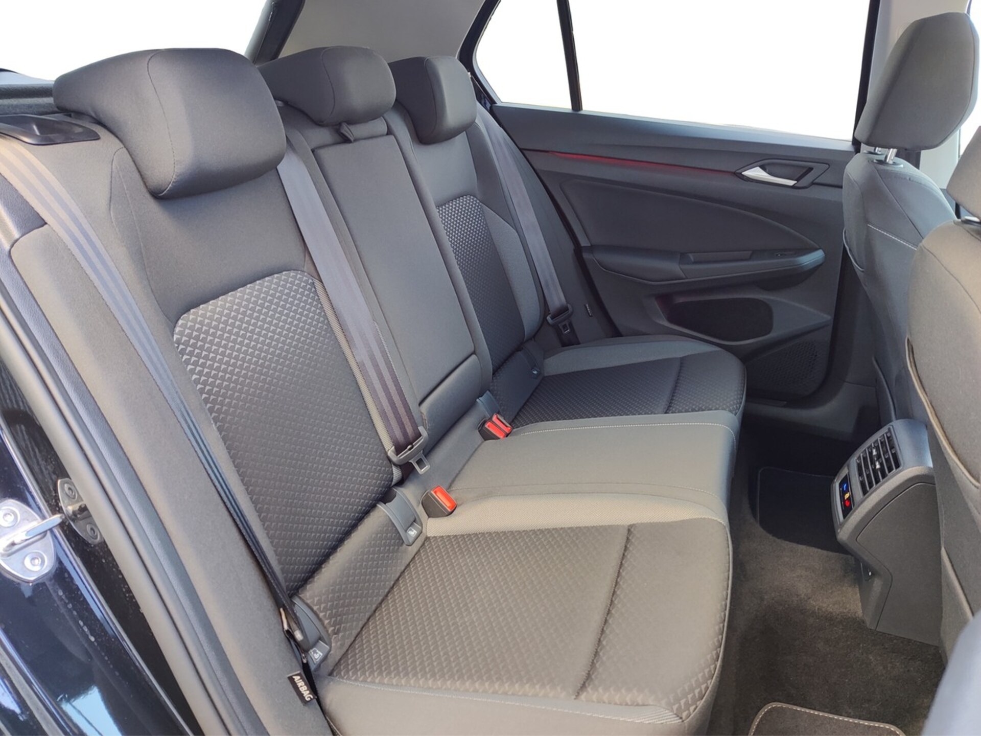 Volkswagen Golf Active