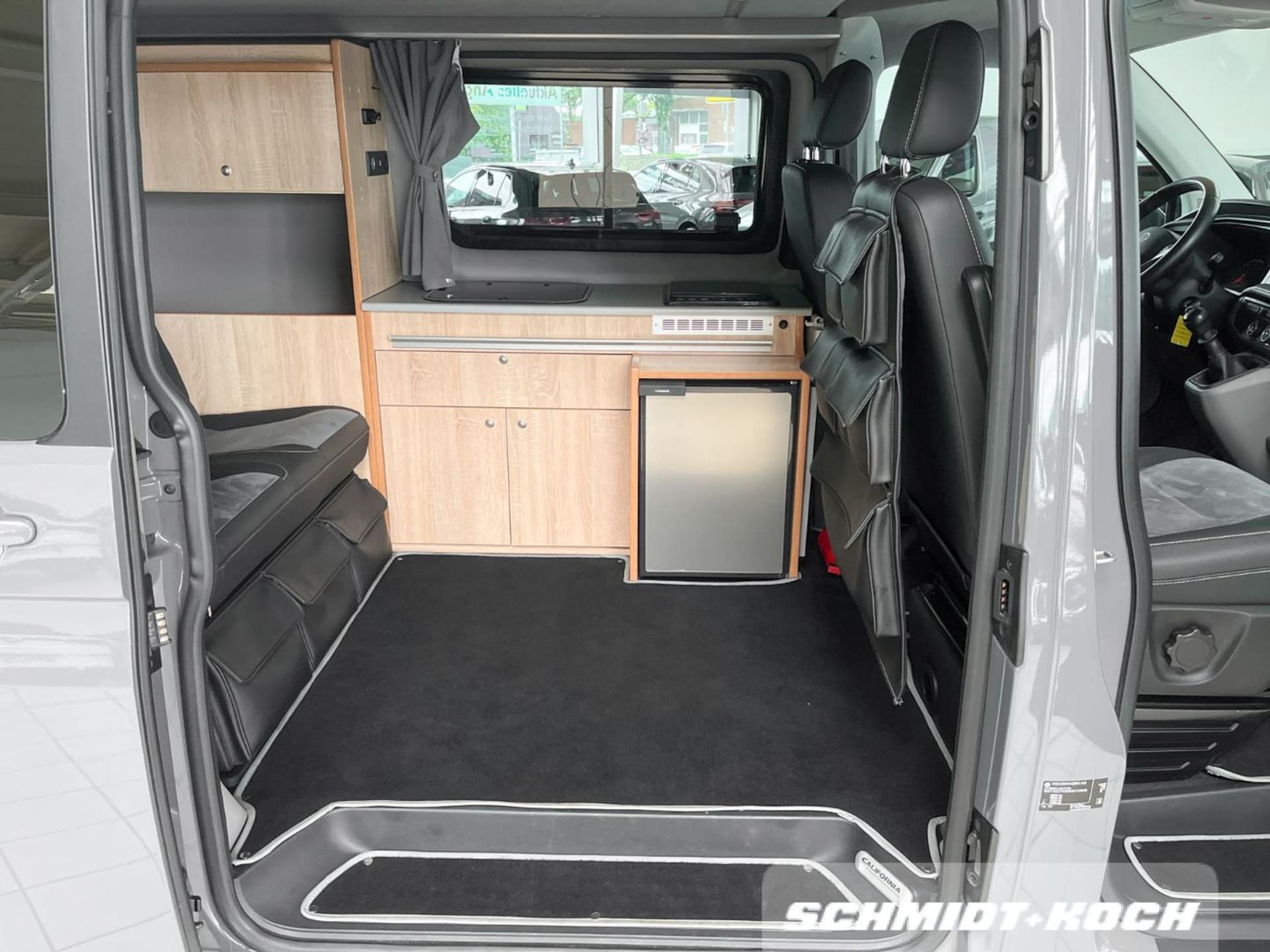 Volkswagen T6.1 Transporter Kasten langer Radstand