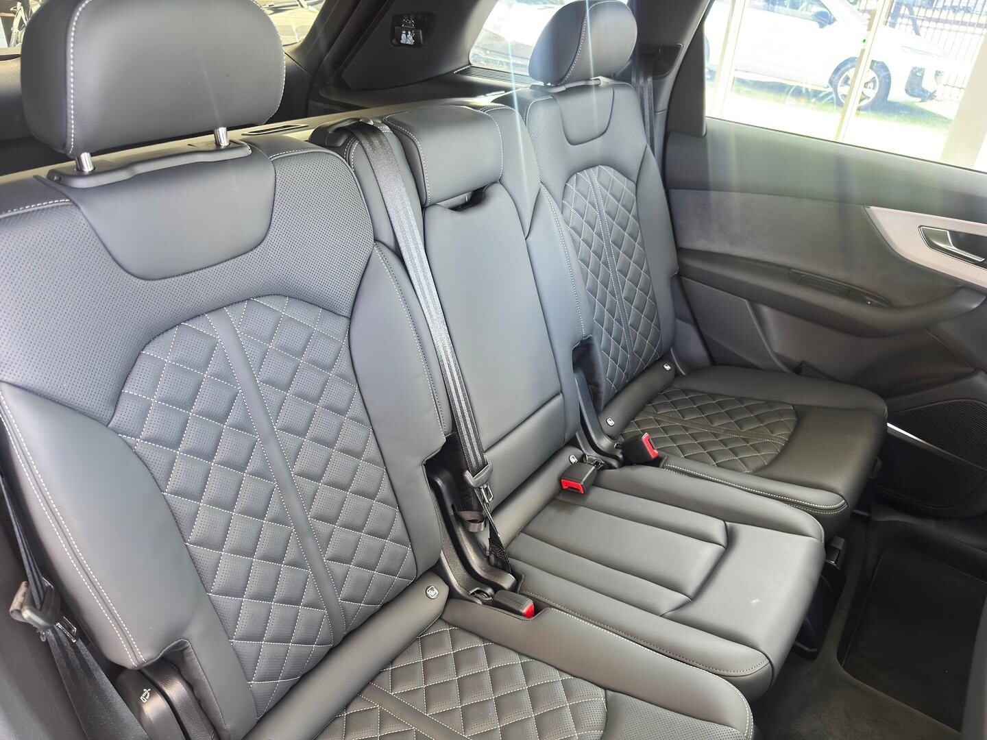 Image about Audi Q7 SUV Q7 S line TDI quattro tiptronic