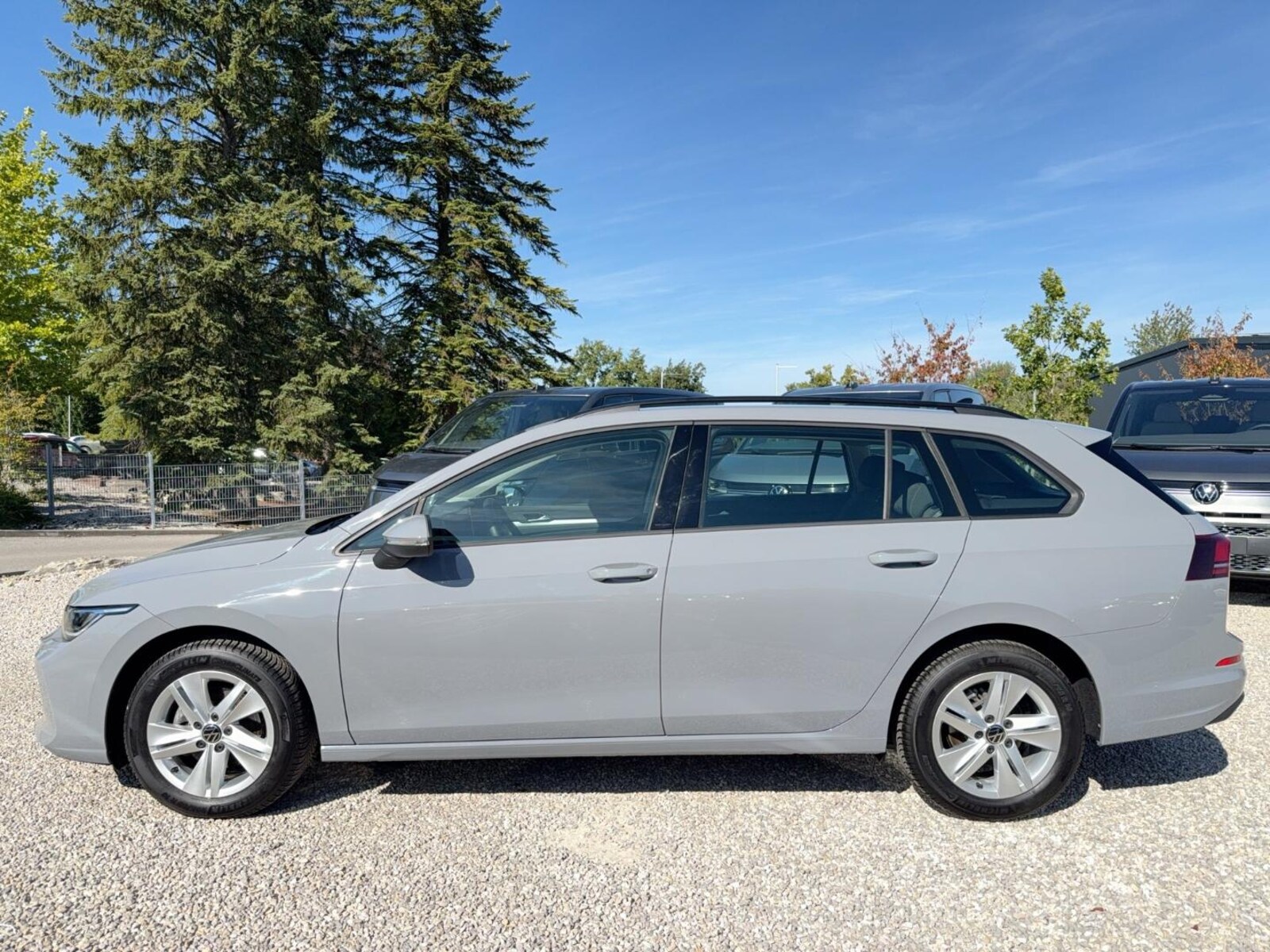 Volkswagen Golf Variant – Bild 3