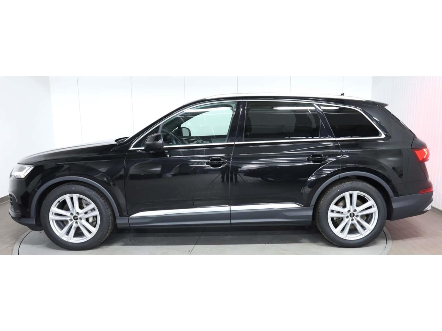 Image about Audi Q7 45 TDI quattro tiptronic