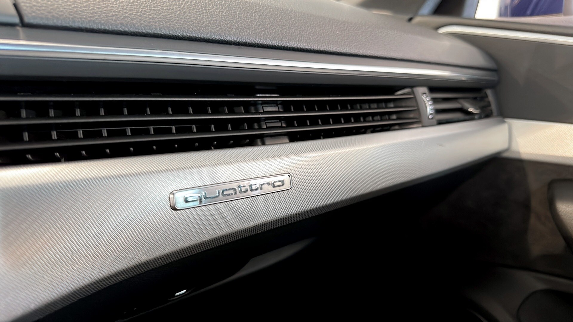 Image about Audi A4 Avant A4 Avant 3.0 TDI quattro Sport 272 hk tiptronic
