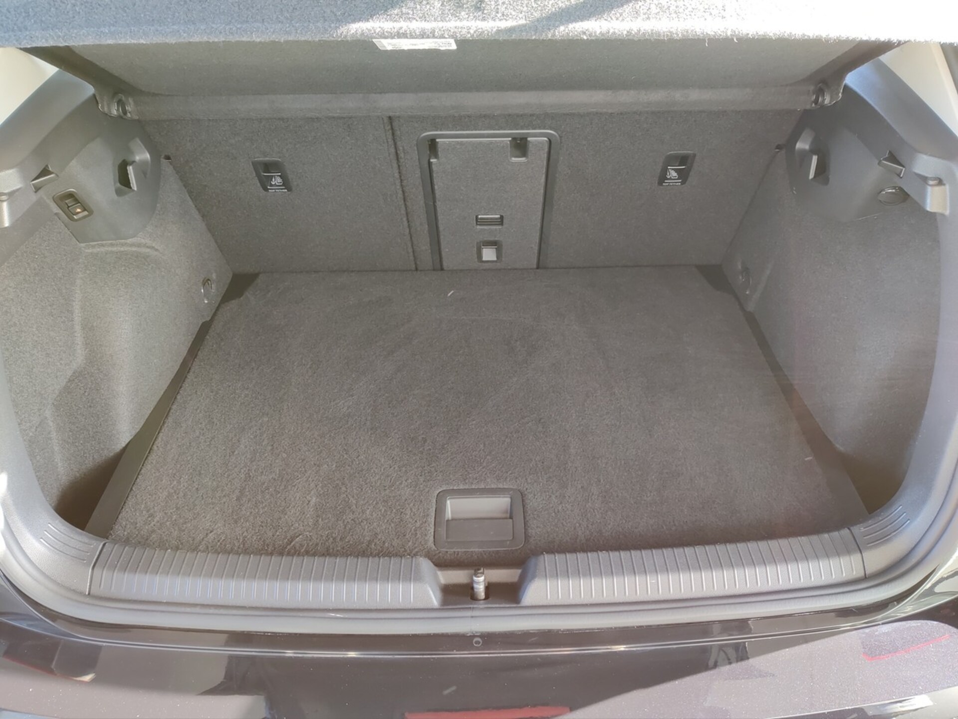 Volkswagen Golf Active