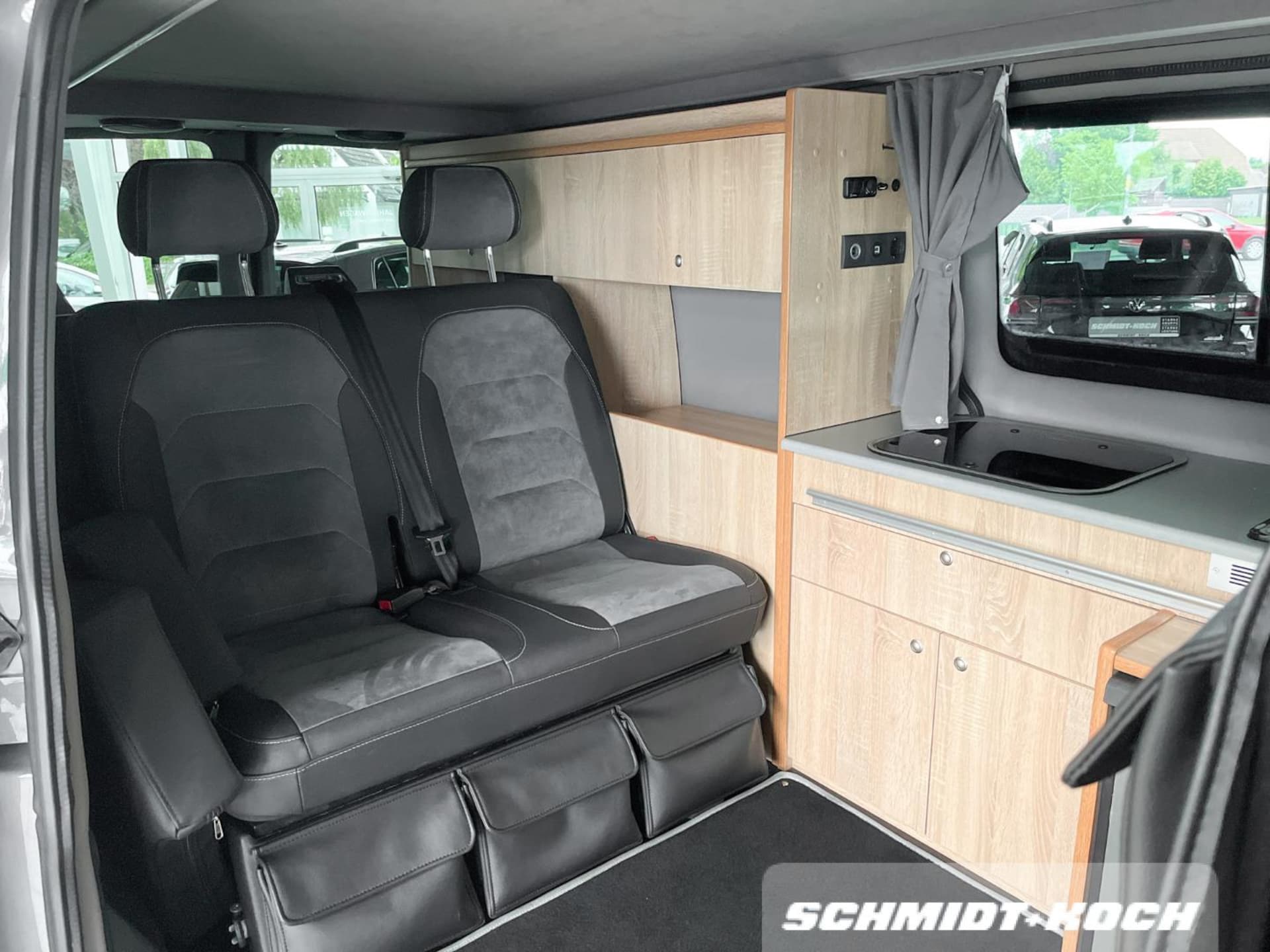 Volkswagen T6.1 Transporter Kasten langer Radstand