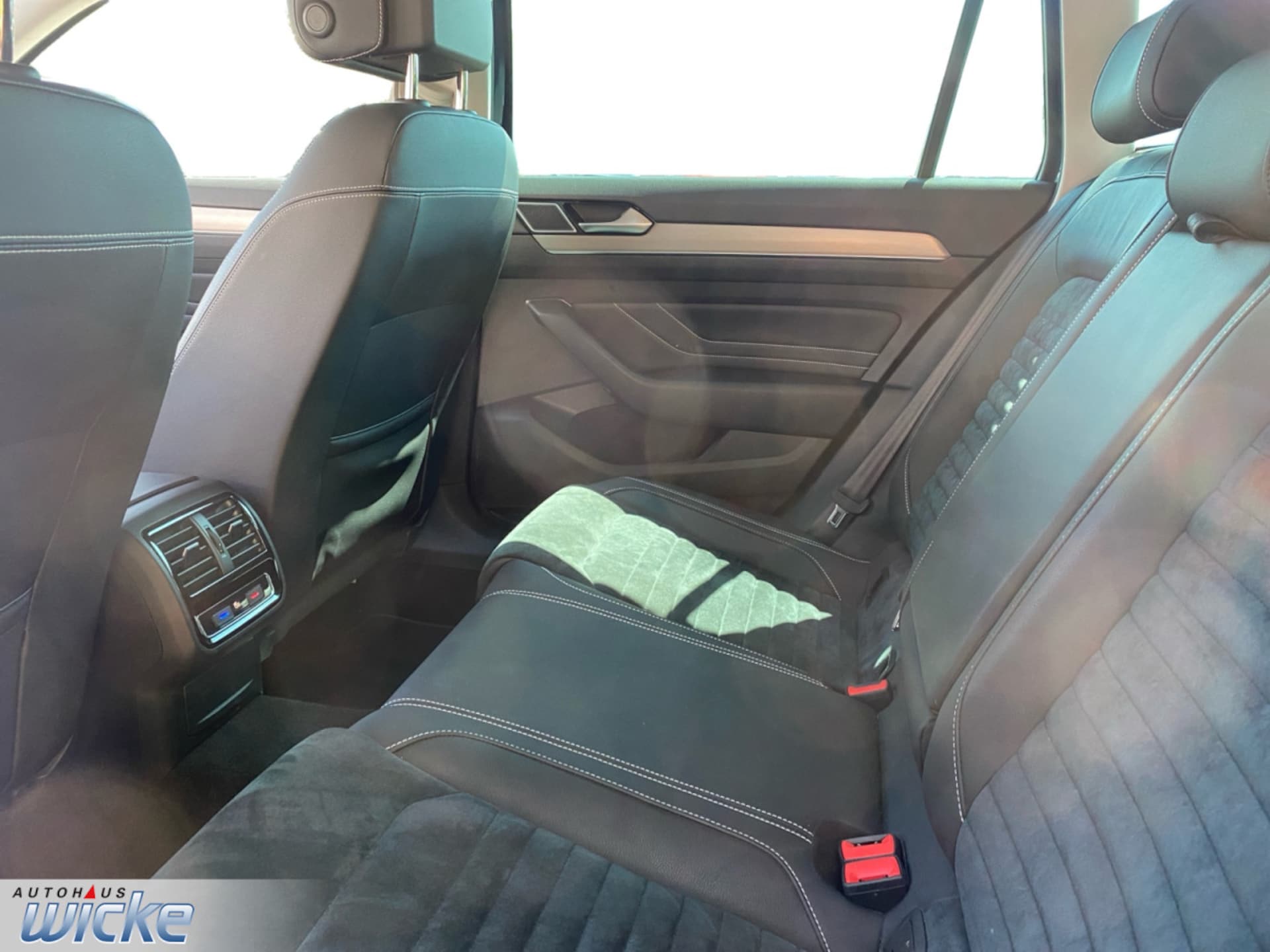 Volkswagen Passat Variant Elegance