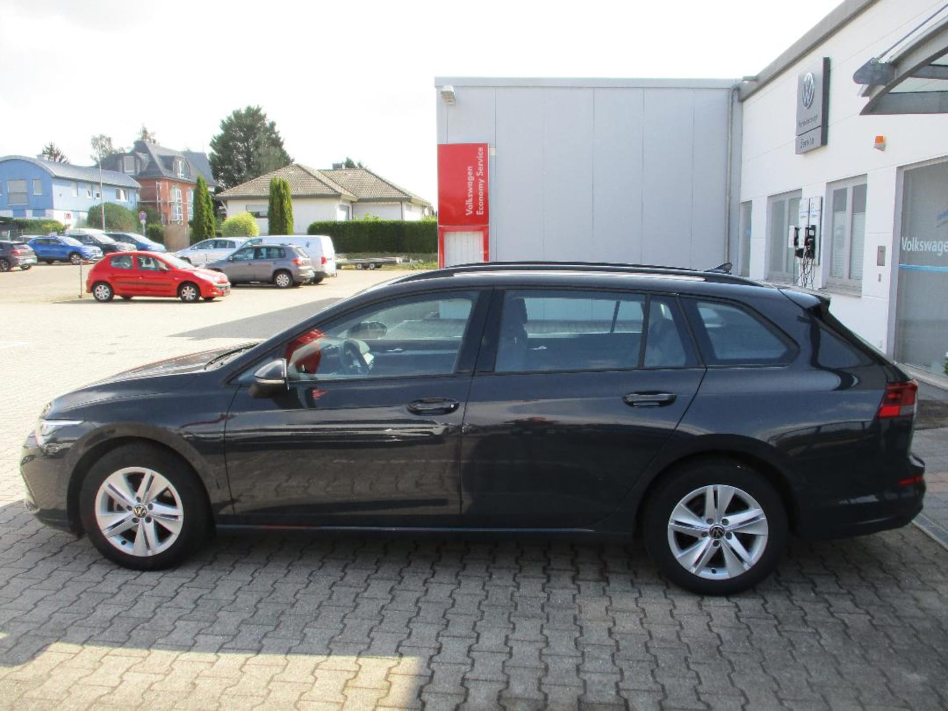 Volkswagen Golf Variant Life