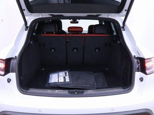 2024 Porsche Macan Base - Photo 38