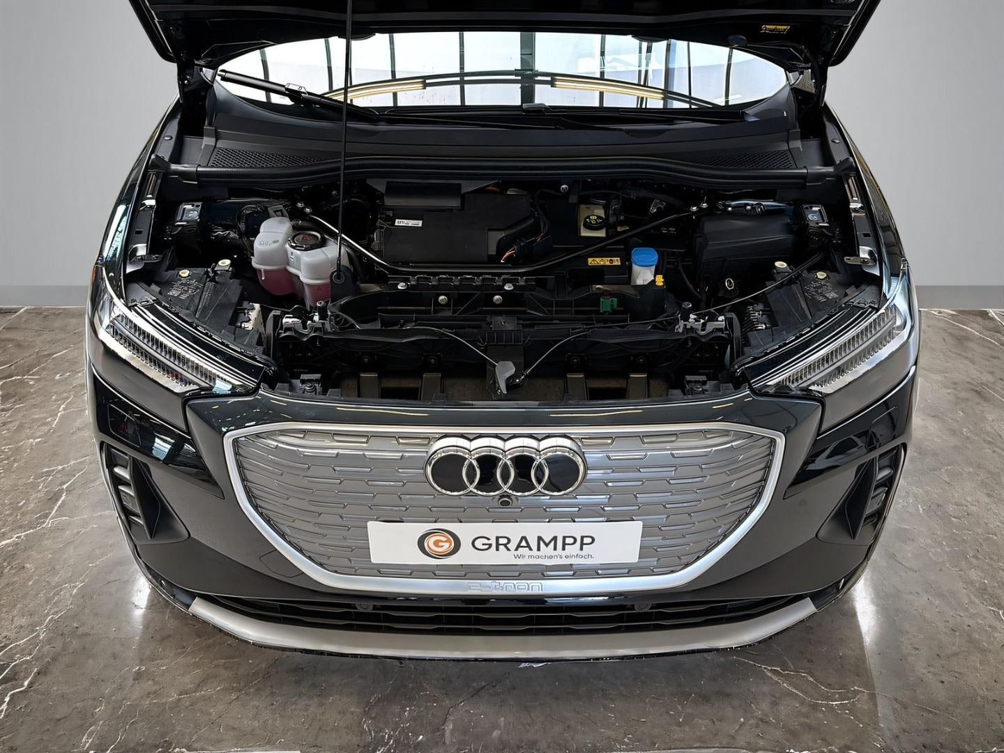 Bild über Audi Q4 e-tron 40 e-tron - für weitere Informationen kontaktieren Sie den Audi Partner