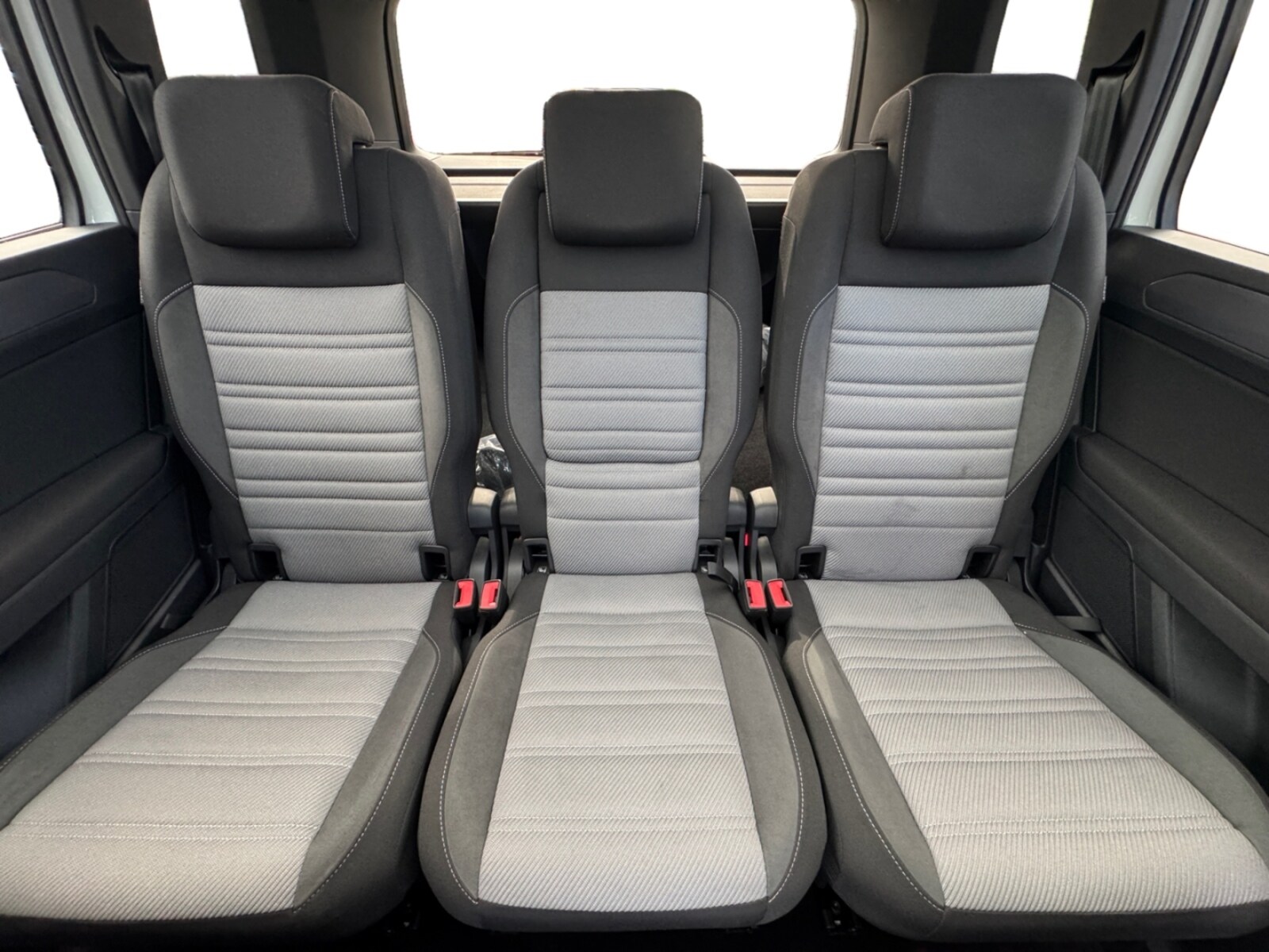 Volkswagen Touran – Bild 13
