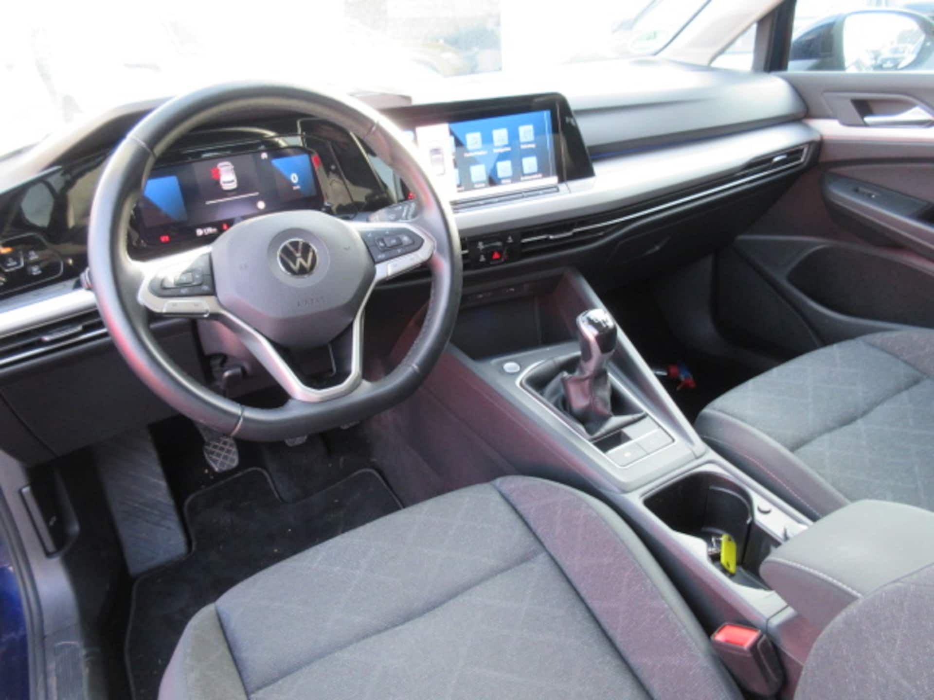 Volkswagen Golf Life