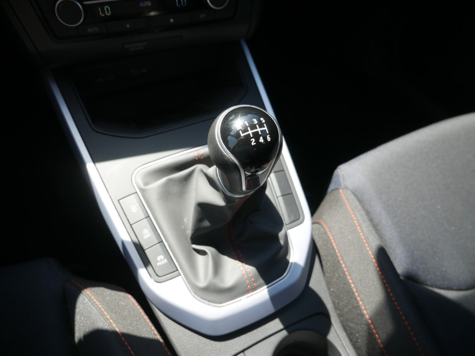 SEAT Arona FR
