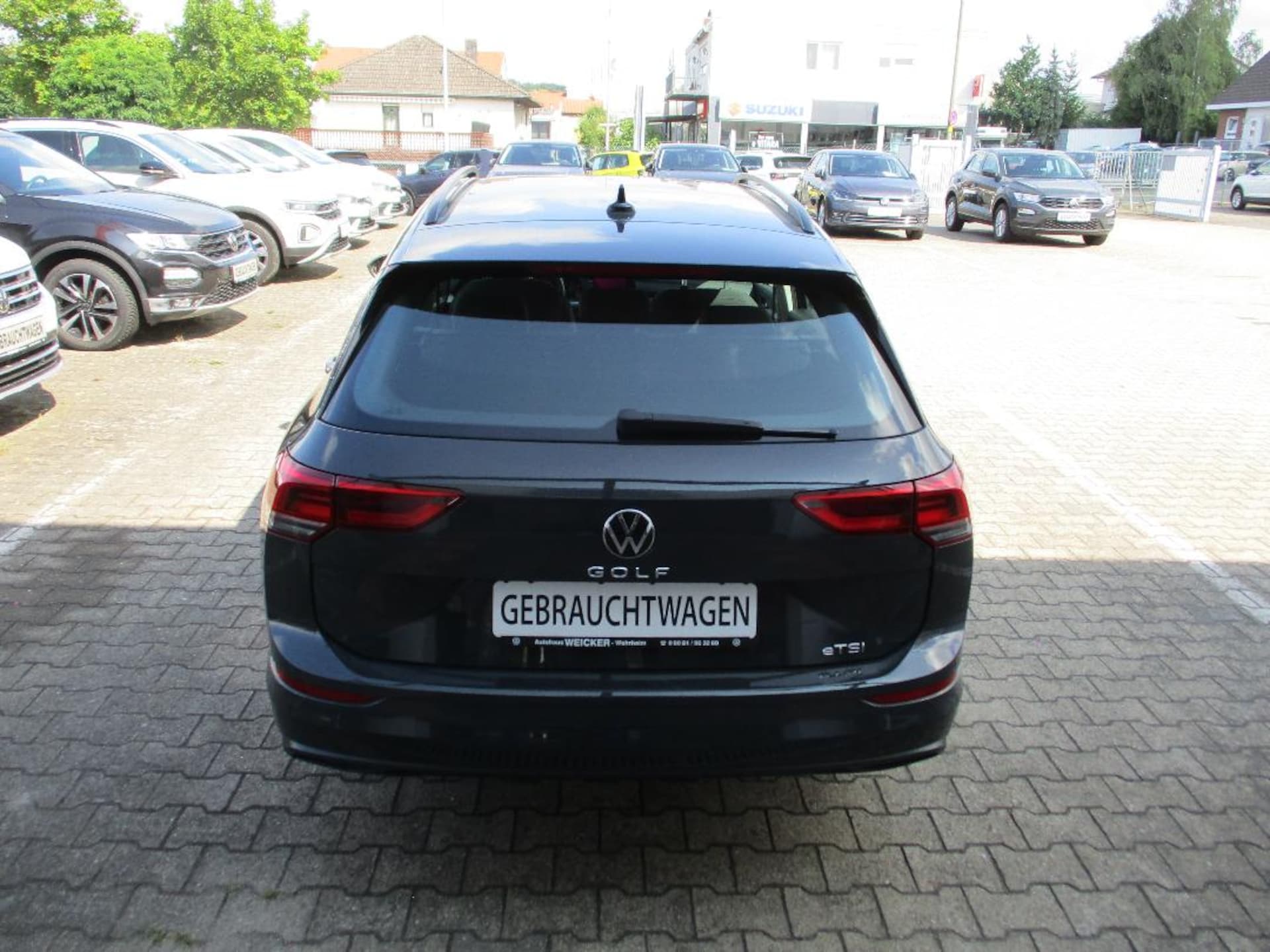 Volkswagen Golf Variant Life