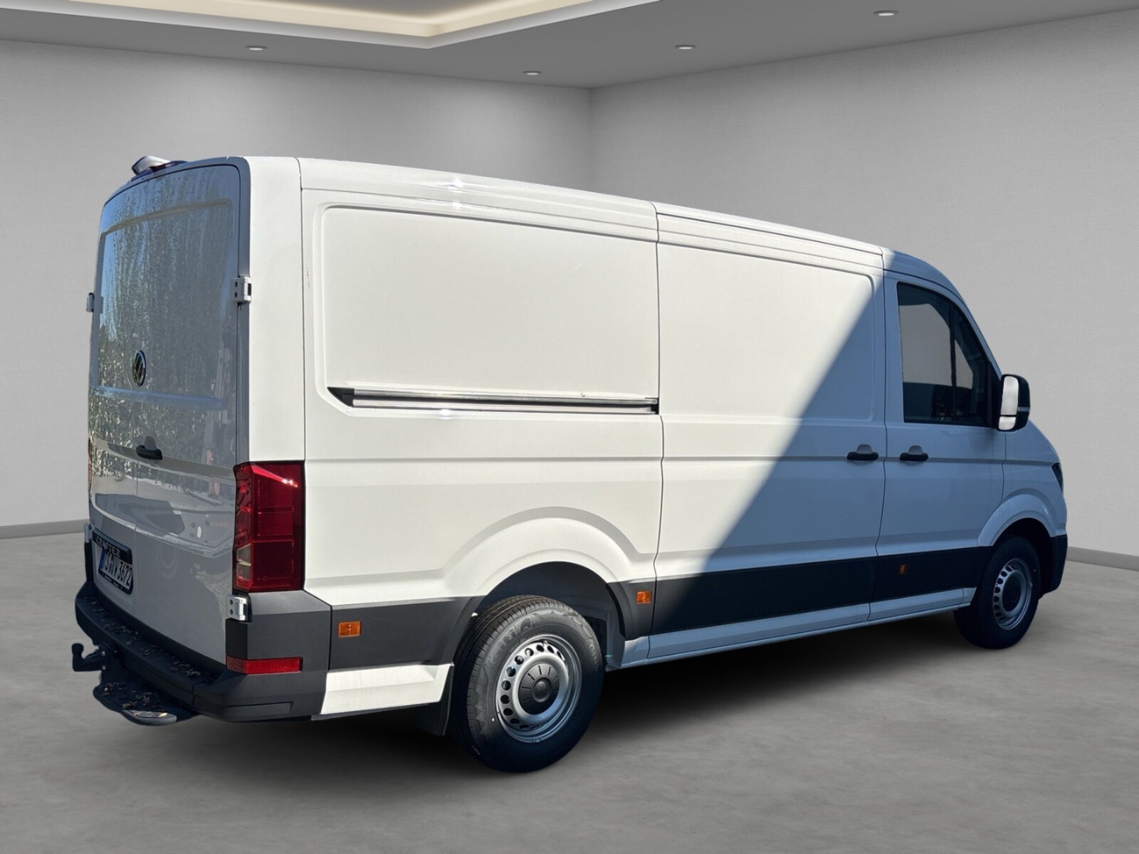 Volkswagen Crafter Kasten mittlerer Radstand – Bild 2