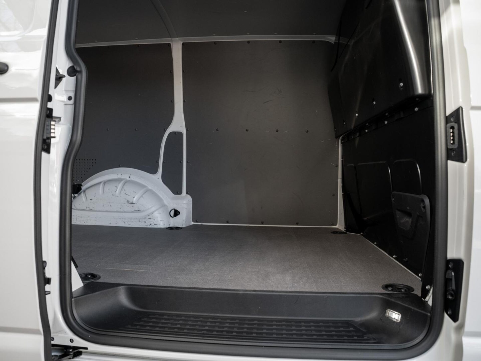 Volkswagen T6.1 Transporter Kasten kurzer Radstand