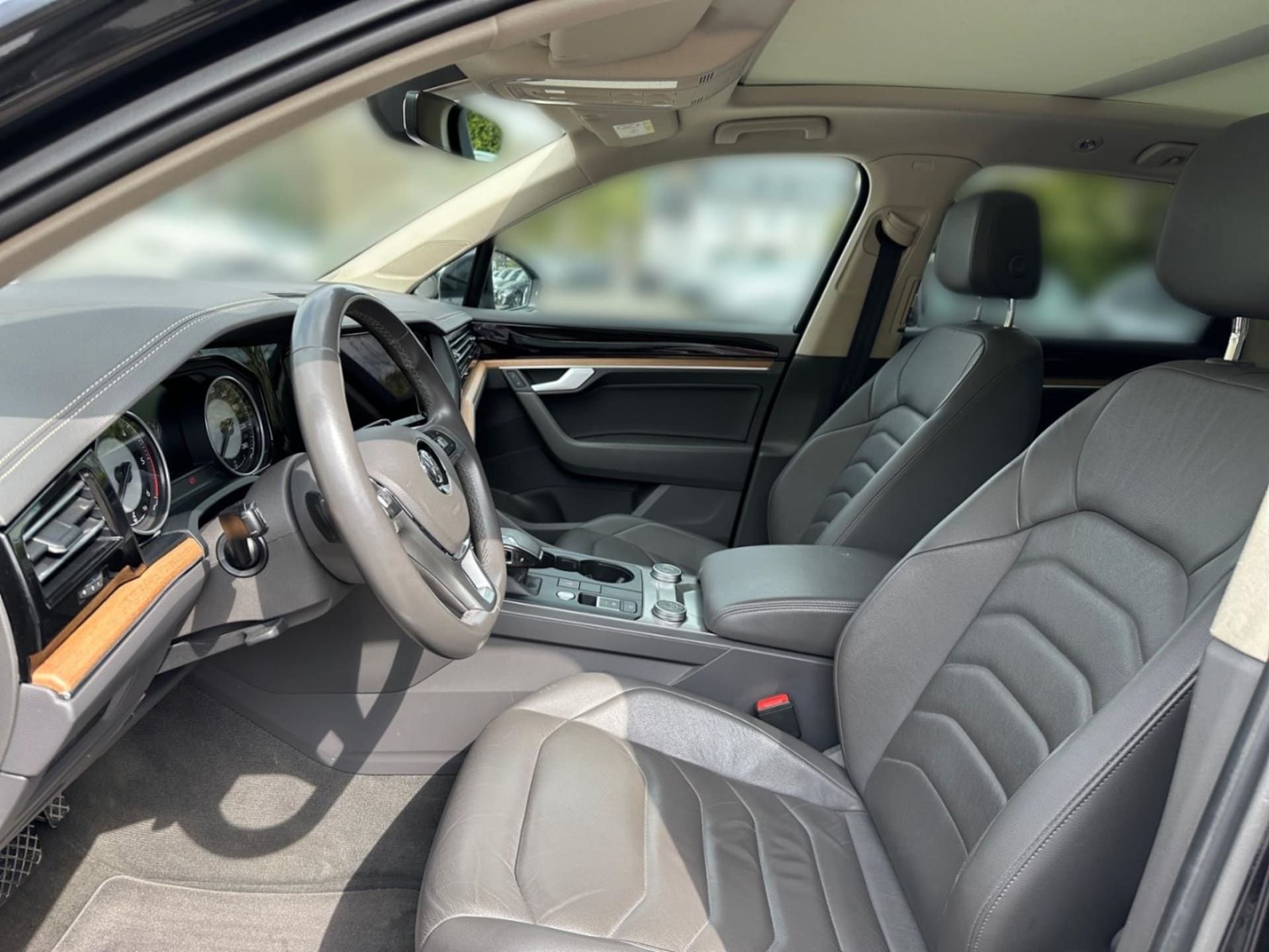 Volkswagen Touareg Basis-Modell