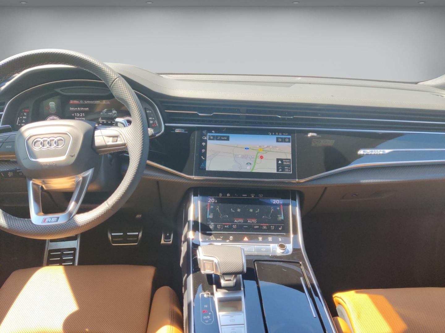 Bild über Audi RS Q8 SUV TFSI quattro 471 kW tiptronic - für weitere Informationen kontaktieren Sie den Audi Partner
