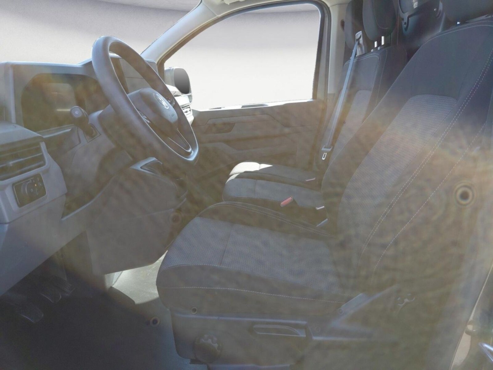 Volkswagen Transporter Kasten langer Radstand – Bild 10