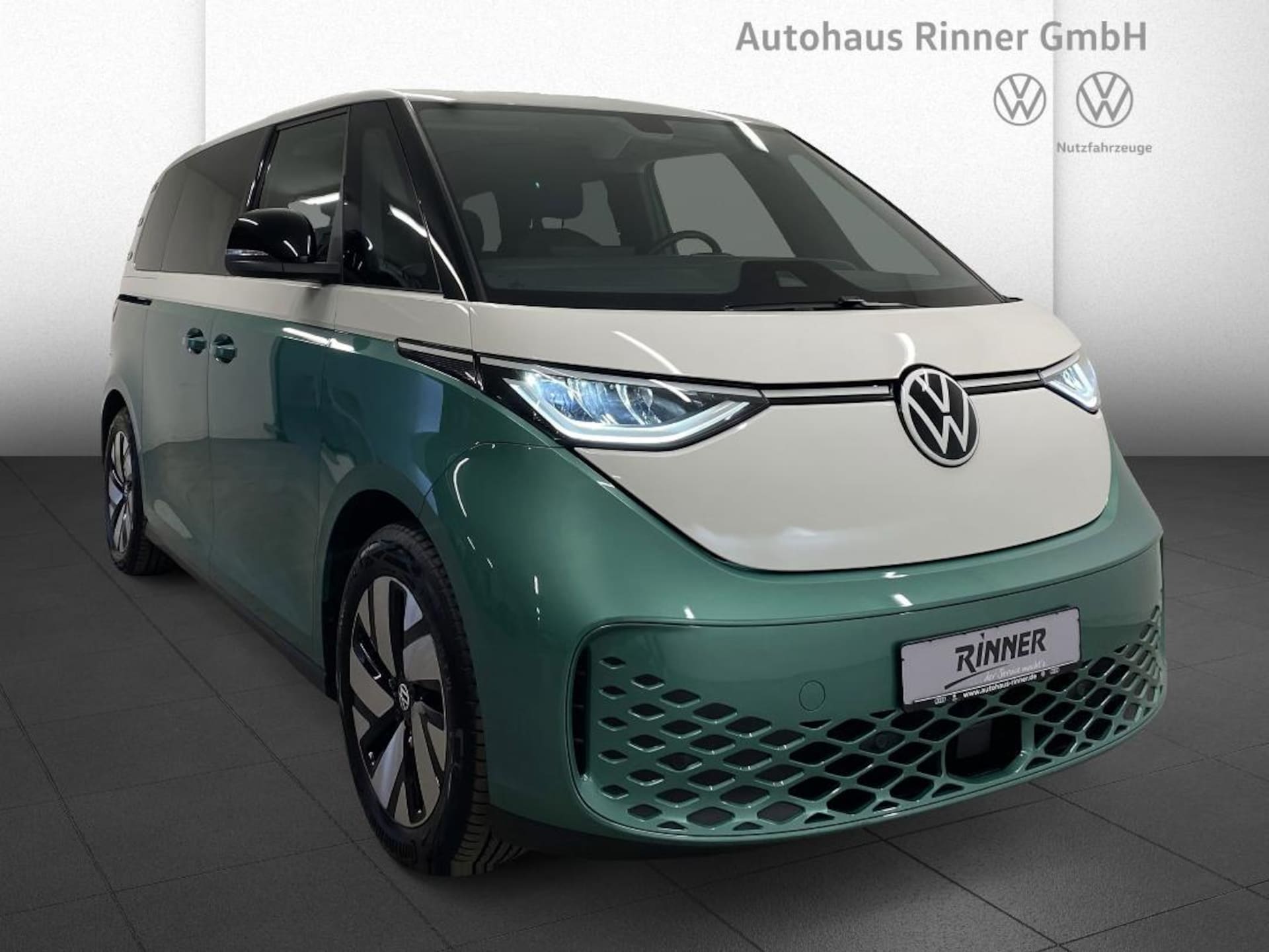 Volkswagen ID. Buzz — Volkswagen ID. Buzz ID.Buzz 210 kW (286 PS) 77 kWh