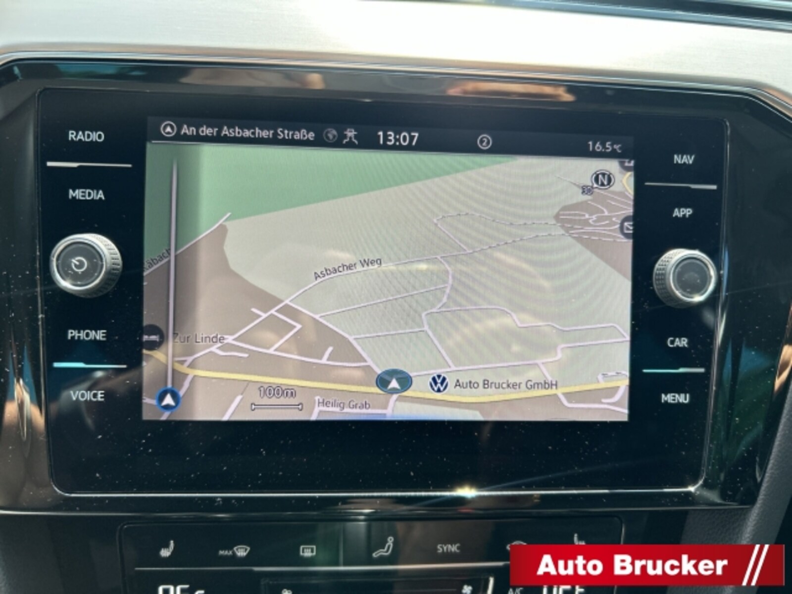 Volkswagen Passat – Bild 10