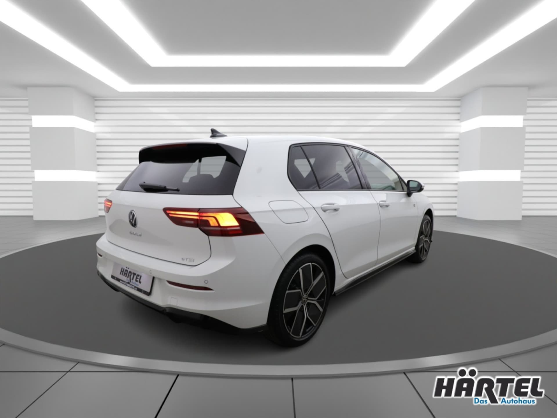 Volkswagen Golf R-Line