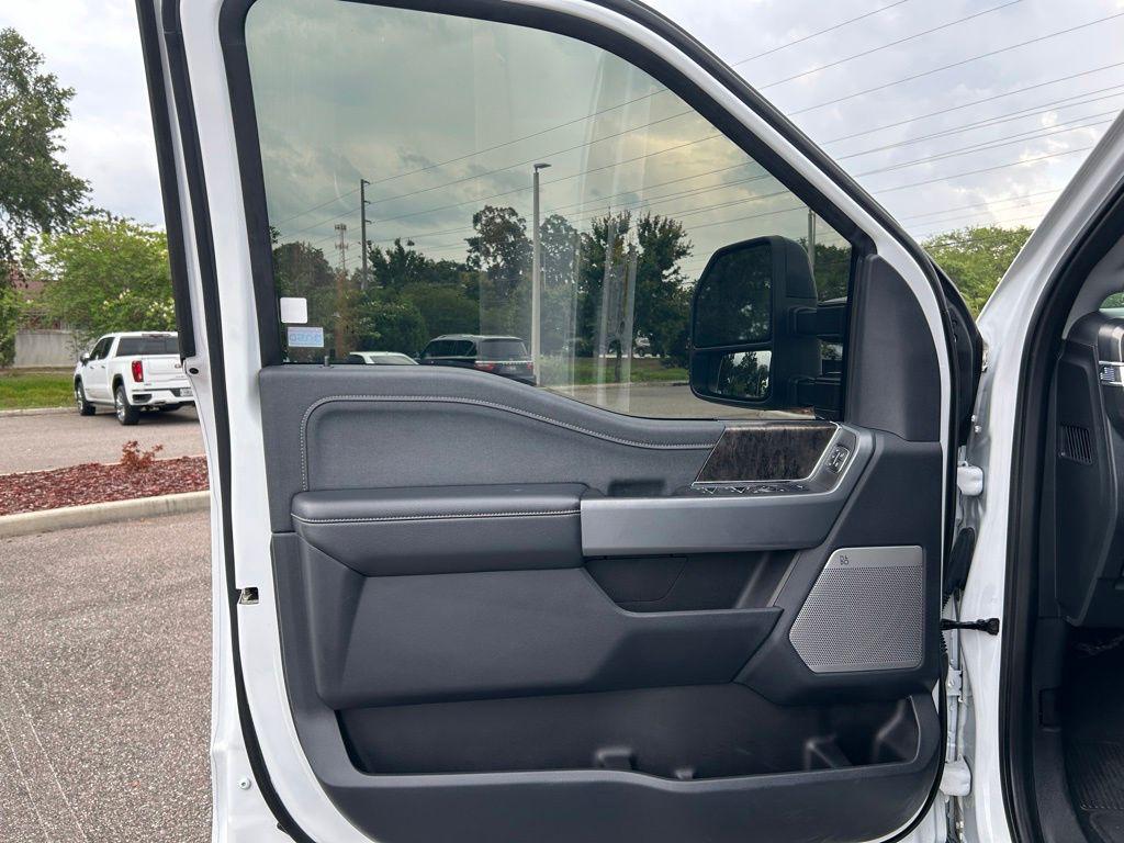 2024 Ford F-250 Super Duty Lariat - Photo 17