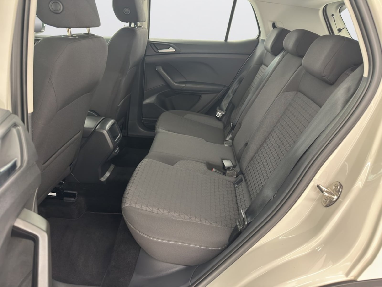 Volkswagen T-Cross – Bild 12