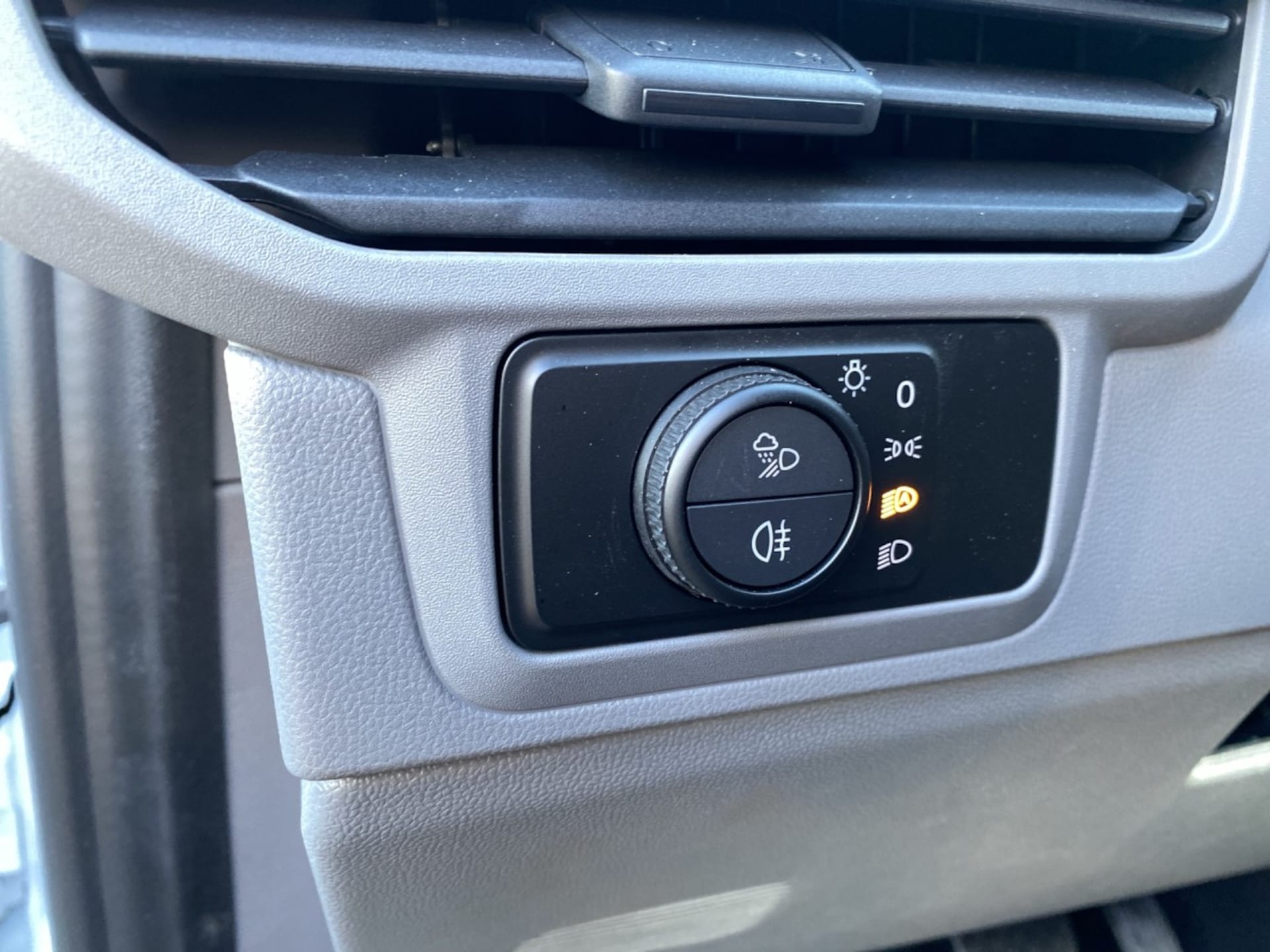 Volkswagen Transporter Kasten langer Radstand